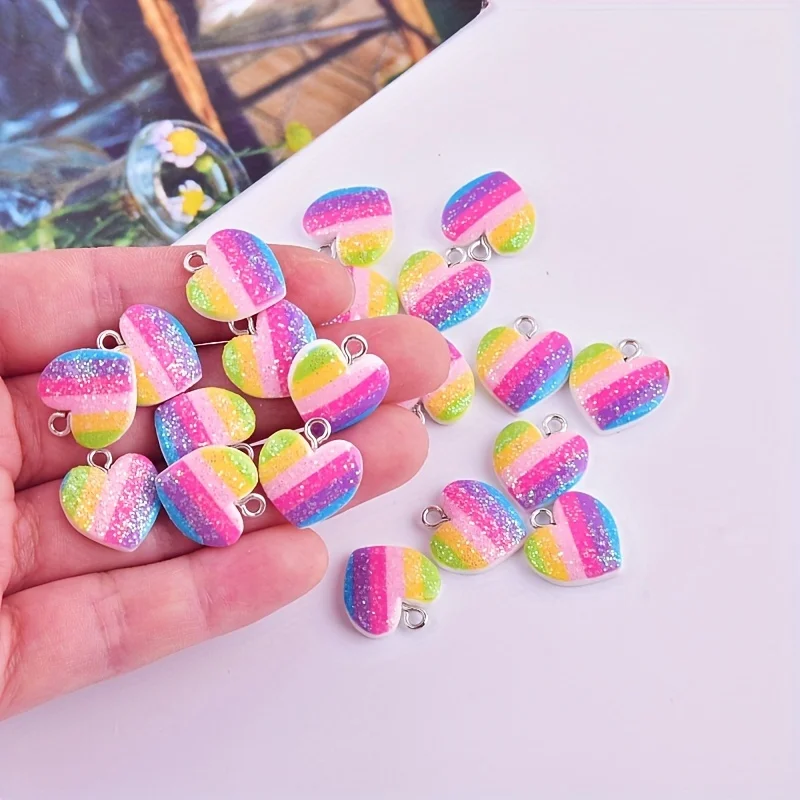 Resin Art Materials Kit - 10 個のカラフルなハート樹脂チャームかわいい混合色のラブハートペンダント DIY ジュエリー作りイヤリングクラフトアクセサリー