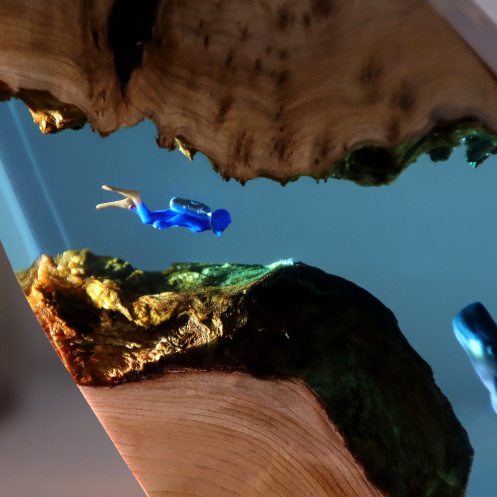新しい水中洞窟クジラダイバーホームデスクデコレーション無垢材 - Resin Art Anniversary Gift のレビューと価格