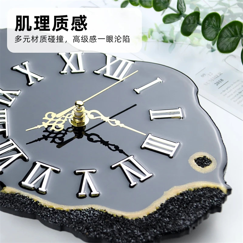 ブラッククリスタルチップゴールドエッジ不規則樹脂時計 北欧風 - Resin Art Wall Clock のレビューと価格