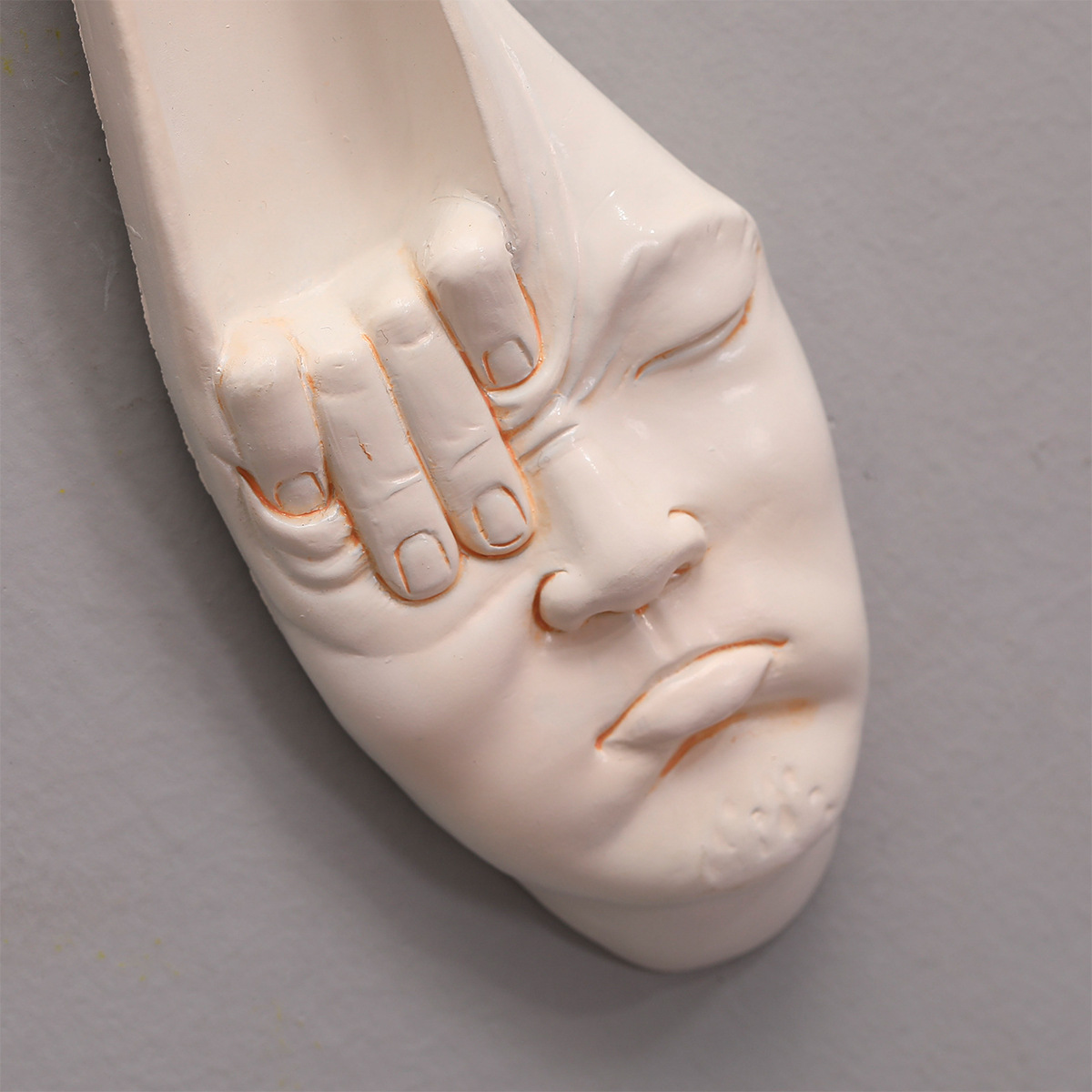 樹脂で作られた抽象的な顔,家の装飾,リビングルームの壁の装飾 - Resin Art Hanging のレビューと価格
